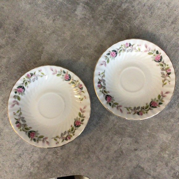 Vintage Regency Rose Design 2345 Set of Two Tea Cups - Picture 2 of 11